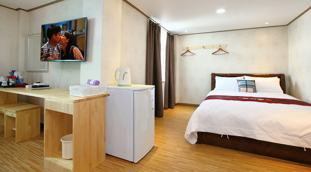 גאפיאונג Traum Hotel & Condo מראה חיצוני תמונה